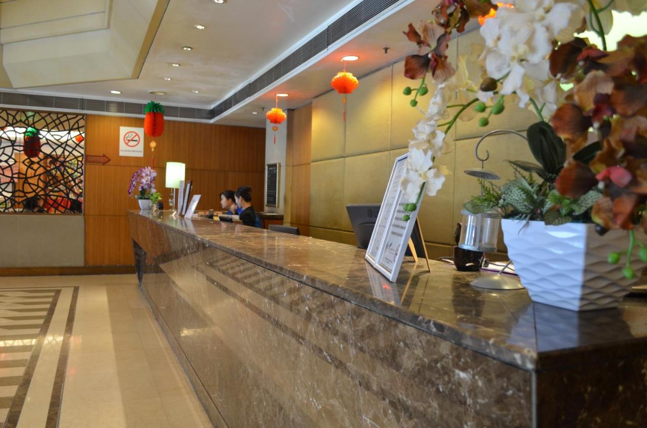Plaza Grand Hotel Куала-Лумпур Экстерьер фото