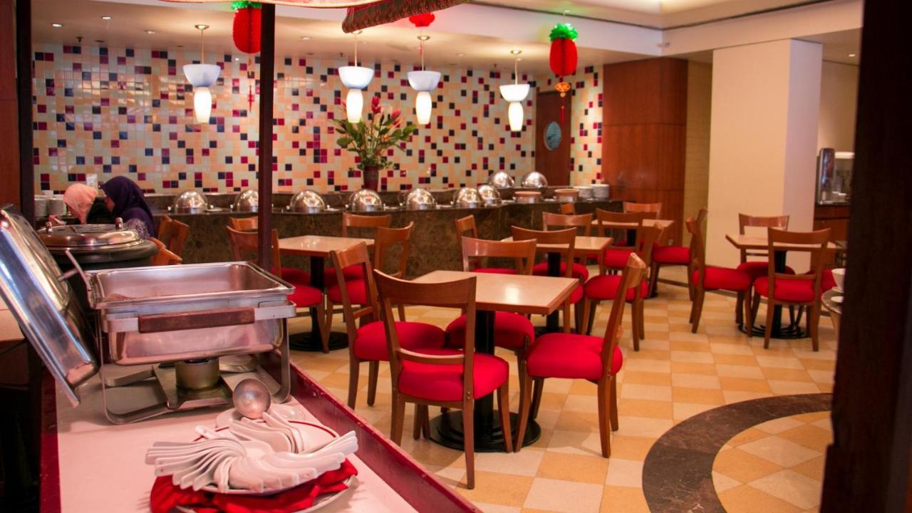 Plaza Grand Hotel Куала-Лумпур Экстерьер фото