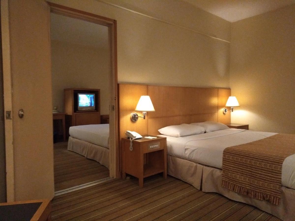 Plaza Grand Hotel Куала-Лумпур Экстерьер фото